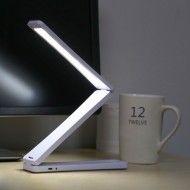 Batteridrevet LED lampe lys  - Foldbar skrivebordslampe - Hvid
